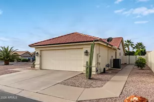 23610 S Cactus Flower Ct, Sun Lakes, AZ 85248 - Photo 2