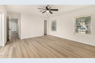 16275 N 30th Drive, Phoenix, AZ 85053 - Photo 32