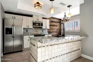 37222 N Tom Darlington Dr, Carefree, AZ 85377 - Photo 14