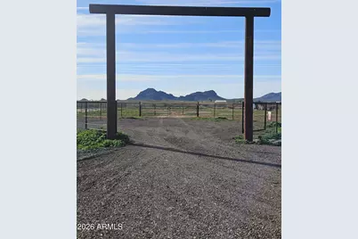51252 W Buffalo Dog Road #-, Aguila, AZ 85320 - Photo 2