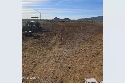 51252 W Buffalo Dog Road #-, Aguila, AZ 85320 - Photo 24