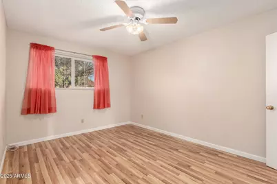 9919 N 97th Drive #B, Peoria, AZ 85345 - Photo 12