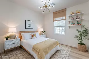 624 N Vine St, Chandler, AZ 85225 - Photo 32