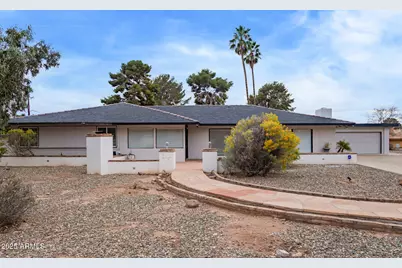 5401 E Exeter Boulevard, Phoenix, AZ 85018 - Photo 2