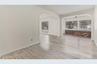 5401 E Exeter Boulevard, Phoenix, AZ 85018 - Photo 8