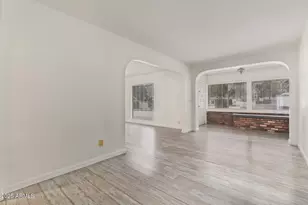 5401 E Exeter Blvd, Phoenix, AZ 85018 - Photo 8