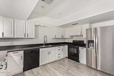 5401 E Exeter Boulevard, Phoenix, AZ 85018 - Photo 22