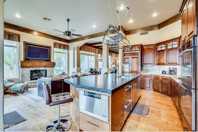 10193 E Bayview Drive, Scottsdale, AZ 85258 - Photo 16