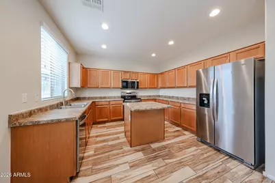 9043 W Fullam Street, Peoria, AZ 85382 - Photo 16