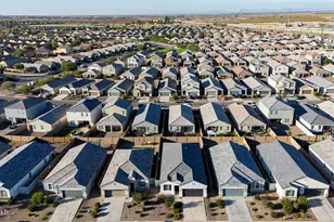 5236 E Emery Rd, San Tan Valley, AZ 85143 - Photo 22