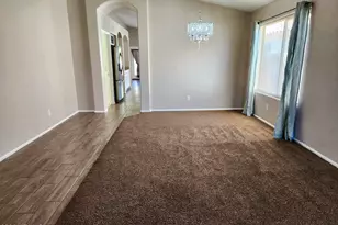 29210 N 22nd Ln, Phoenix, AZ 85085 - Photo 2