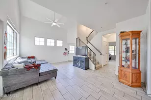 2801 N Litchfield Rd, Goodyear, AZ 85395 - Photo 10