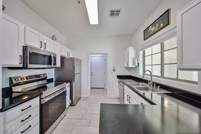 2801 N Litchfield Road #37, Goodyear, AZ 85395 - Photo 12