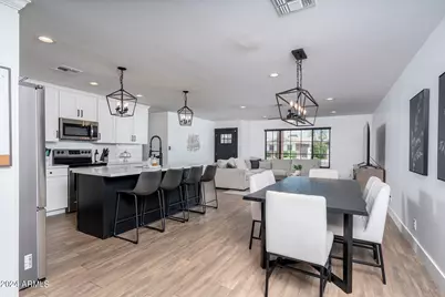 8725 E Bonnie Rose Avenue, Scottsdale, AZ 85250 - Photo 2