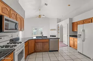 1847 Vista Dr, Wickenburg, AZ 85390 - Photo 8