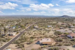 1847 Vista Dr, Wickenburg, AZ 85390 - Photo 36
