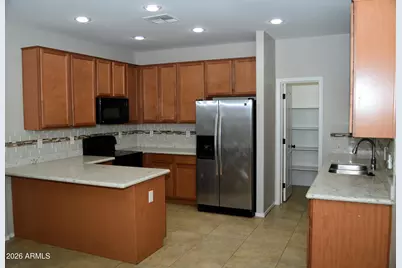 964 S Almira Avenue, Gilbert, AZ 85296 - Photo 10