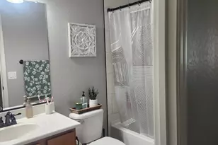 964 S Almira Ave, Gilbert, AZ 85296 - Photo 2