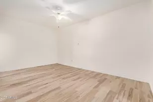 5450 E Deer Valley Dr, Phoenix, AZ 85054 - Photo 18