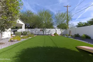 2511 E Earll Dr, Phoenix, AZ 85016 - Photo 30