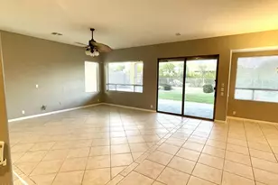 1608 W Amberwood Dr, Phoenix, AZ 85045 - Photo 4