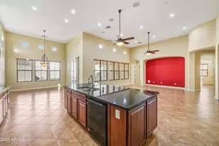 758 E Sunburst Ln, Tempe, AZ 85284 - Photo 10