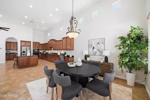 758 E Sunburst Ln, Tempe, AZ 85284 - Photo 10