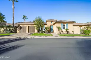 758 E Sunburst Ln, Tempe, AZ 85284 - Photo 1