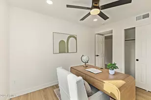 3401 E Shaw Butte Dr, Phoenix, AZ 85028 - Photo 18