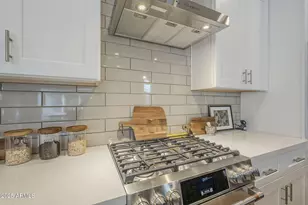 127 W Holcomb Ln, Phoenix, AZ 85003 - Photo 18