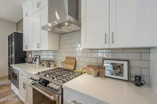 127 W Holcomb Ln, Phoenix, AZ 85003 - Photo 16