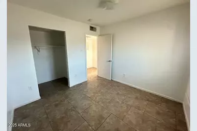 4301 S 7th Avenue #5, Phoenix, AZ 85041 - Photo 4