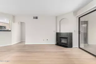 5104 N 32nd St, Phoenix, AZ 85018 - Photo 10