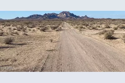 12401 S 451st Avenue #-, Tonopah, AZ 85354 - Photo 4