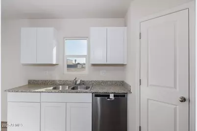 10890 W Carmelita Circle, Arizona City, AZ 85123 - Photo 12