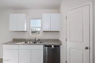 10890 W Carmelita Cir, Arizona City, AZ 85123 - Photo 12