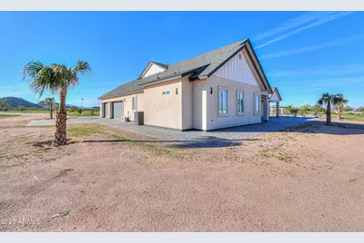 233 N Pettoshas Drive, Maricopa, AZ 85139 - Photo 68