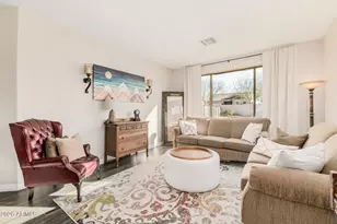 18137 W Canyon Ln, Goodyear, AZ 85338 - Photo 8