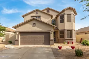 18137 W Canyon Ln, Goodyear, AZ 85338 - Photo 8