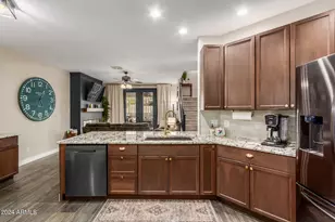 18137 W Canyon Ln, Goodyear, AZ 85338 - Photo 28