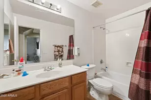 6826 S 41st Dr, Phoenix, AZ 85041 - Photo 36