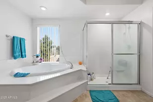 6826 S 41st Dr, Phoenix, AZ 85041 - Photo 40