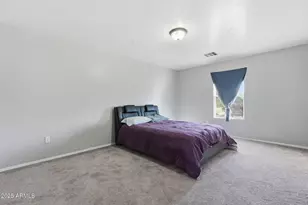 6826 S 41st Dr, Phoenix, AZ 85041 - Photo 32