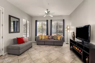 2989 N 44th St, Phoenix, AZ 85018 - Photo 2