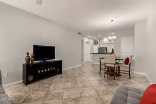 2989 N 44th St, Phoenix, AZ 85018 - Photo 16