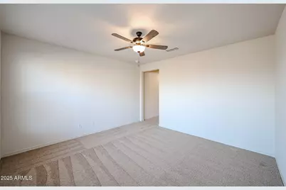 27633 N 71st Avenue, Peoria, AZ 85383 - Photo 10