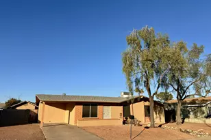 1802 W Villa Rita Dr, Phoenix, AZ 85023 - Photo 1