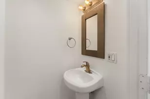 3539 E Palm Ln, Phoenix, AZ 85008 - Photo 12