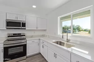 438 Liesen Dr, Morristown, AZ 85342 - Photo 10