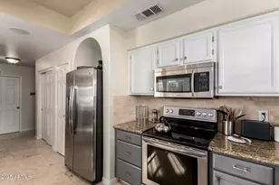 8818 S 51st St, Phoenix, AZ 85044 - Photo 8